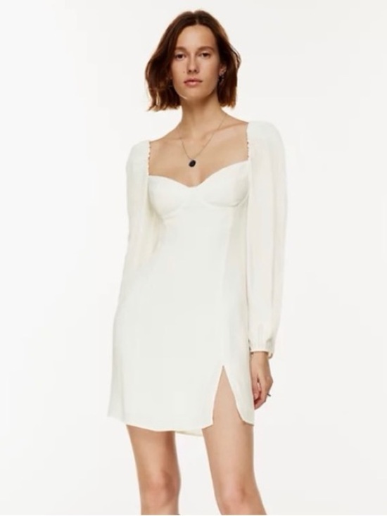 Wilfred Dresses & Skirts - Wilfred White Novella Dress - Sweetheart Neck Mini Dress